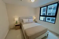 Luxury City View Apartments at Worldwide - Apartments