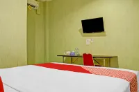 Hotel O Permata Inn - parking