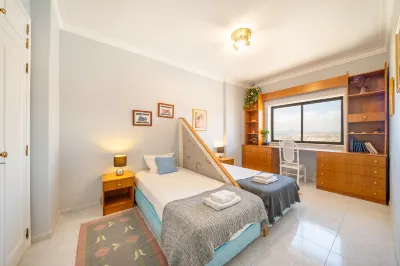 GuestReady - Vibrant flat with  balcony Hotels in Costa da Caparica