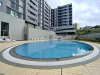 Terrace Apartment by Atlantic Holiday - مسبح خاص