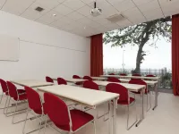 Ibis Bata - Интернет