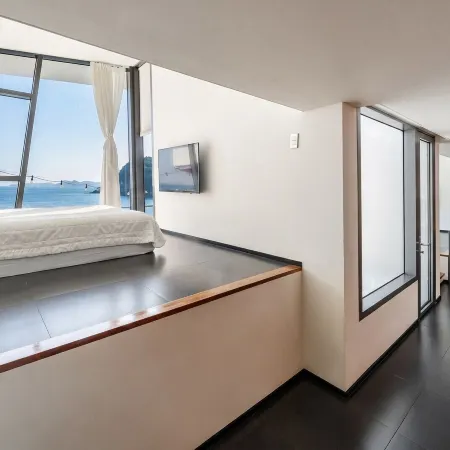 Namhae Pumda Pool Villa Pension