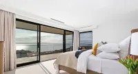 Bayview Luxe Entertainer Pool & World Class View