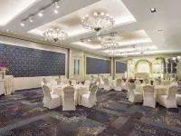 Radisson Hotel New Delhi Paschim Vihar Hotels near Dwarka