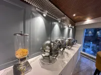 金蜜蜂健身房及水療酒店