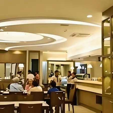 D'Hotel & Suites