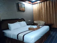 Hotel Juta - parking