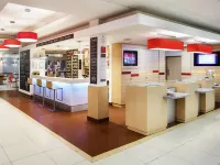 Ibis Southampton Centre - bar