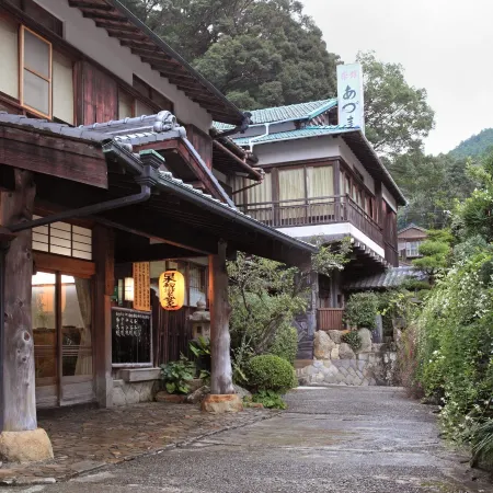 Ryokan Adumaya