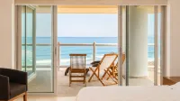 Luxury Beachfront Oasis Pools Ocean View - Apartemen