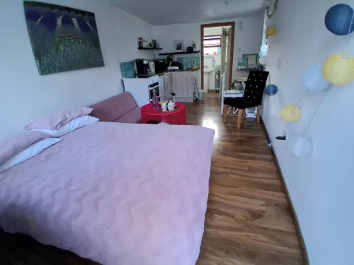 Porthleven Studio, Sleeps 3, Patio & Beach Access - 2 estrellas