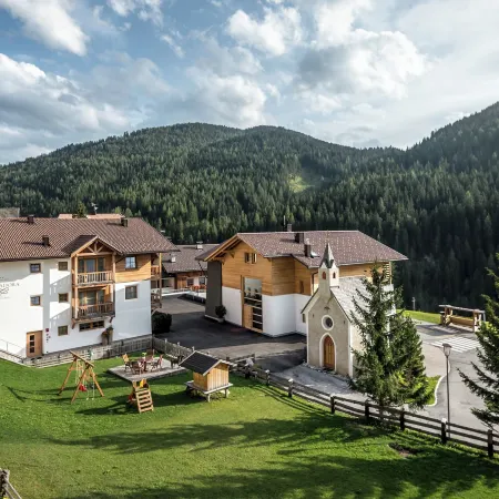 Hotel la Fradora - Dolomites Hotel
