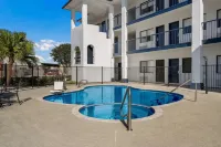 SureStay Hotel by Best Western Spring North Houston - Pools