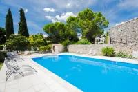 Logis Hotel Restaurant l'Esquielle - piscina
