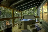 Whispering Waters 1 Bedroom Cabin by RedAwning - Chalets