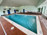 Ramada by Wyndham Sparta/At Speedway - Kolam Renang