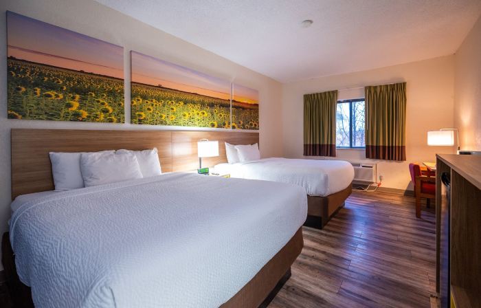 Days Inn by Wyndham Topeka