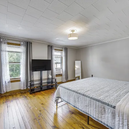 Walk to Attractions! Dtwn Gettysburg Townhome Hotels in Gettysburg