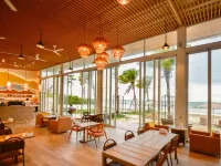 Mirror Mirror Hotel Cafe & Restaurant Hotel in zona Spiaggia Suan Son