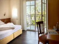 Hotel Villa Laurus - Parvekkeita