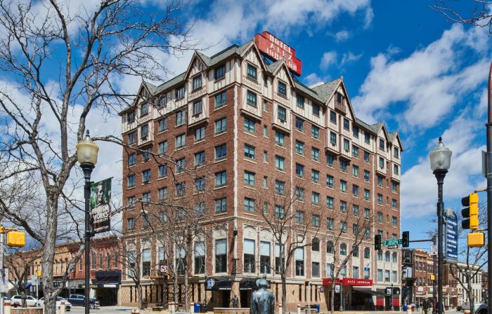 Hotel Alex Johnson Rapid City, Curio Collection by Hilton