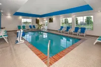La Quinta Inn & Suites by Wyndham Springfield IL - Pools