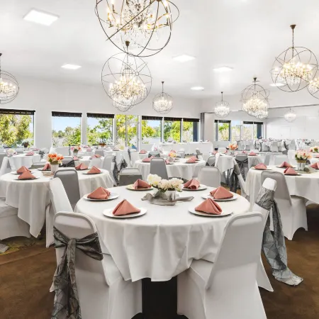 Richland Riverfront Hotel and Conference Center, Ascend Hotel Collection