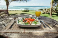 Ocean Spray Apartments - breakfast