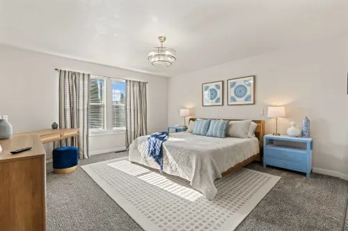 Spacious Nampa Retreat Near Pond • Sleeps 16 - Villas
