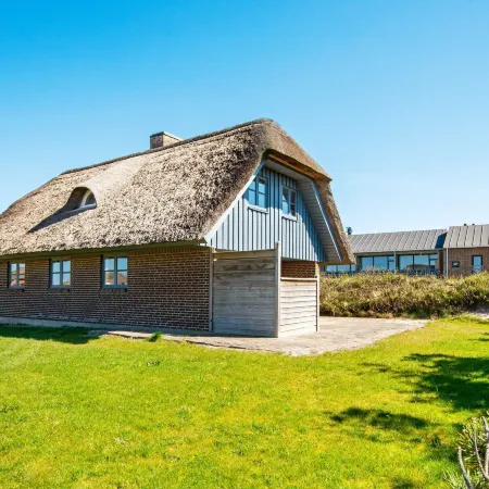 7 person holiday home in Ulfborg-By Traum Hotéis em Tim