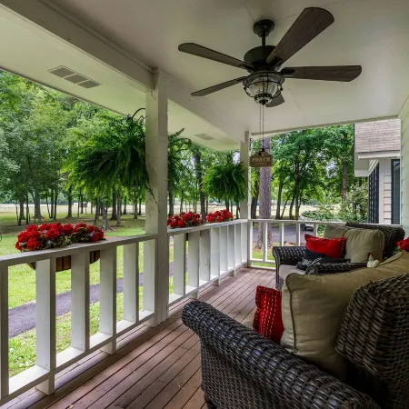 Creekside Cottage