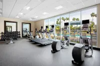 Hampton Inn & Suites San Diego Liberty Station - 2-Star