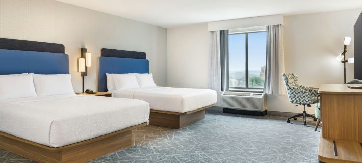 Hampton Inn & Suites Cincinnati/Uptown-University Area Hotels in Cincinnati