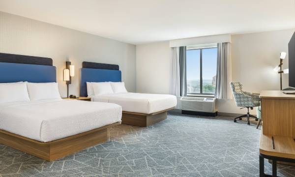 Hampton Inn & Suites Cincinnati/Uptown-University Area