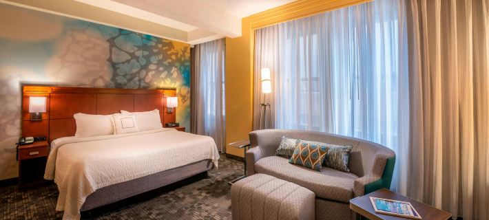 Courtyard Tulsa Downtown Отели в г. Талса