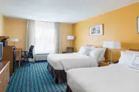 Fairfield Inn & Suites Valparaiso - parking