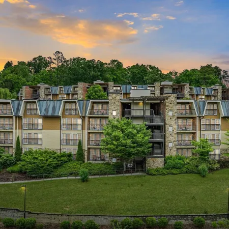 Lantern Lodge - Formerly the Residences at Biltmore