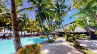 Ravintsara Wellness Hotel - Pools