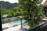 Laman Riverside - Bed and Breakfasts