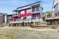 Studio Overlooking Saratoga Passage & Cascade Mtns - Wifi