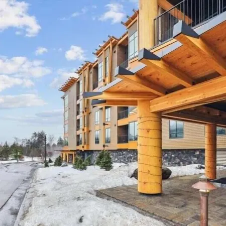 Spruce Peak resort Ski In Out with Views