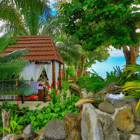 Garden Island Resort Hotels in Taveuni Island