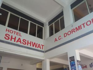 Shashwat  Dormitory & Rooms