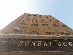 OYO 28063 Hotel Bombay Jewel Palace