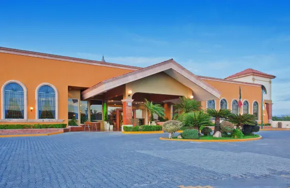 拉皮達德假日酒店