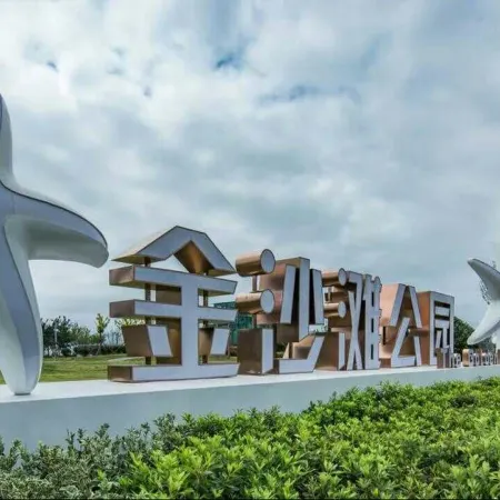 Qingdao Golden Beach coastal first line Seaview apartment Отели рядом с достопримечательностью «Пляж Голден-Бич»