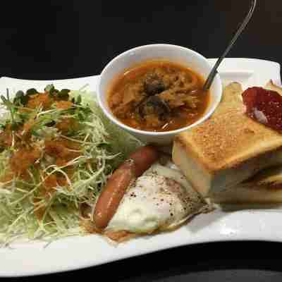 American Palace -仲良し夫婦がお出迎え- Dining/Meeting Rooms