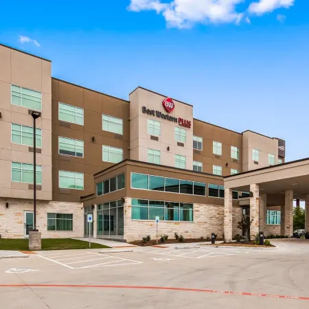 Wingate by Wyndham Austin North