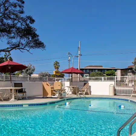 Motel 6 Monterey, CA