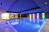 Mövenpick Sarajevo Bristol - Pools